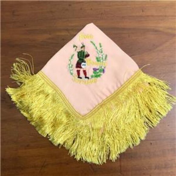 WWI Vintage Silk Embroidered Handkerchief or Doily, ~ "FRAE BONNIE SCOTLAND" - Picture 2 of 3